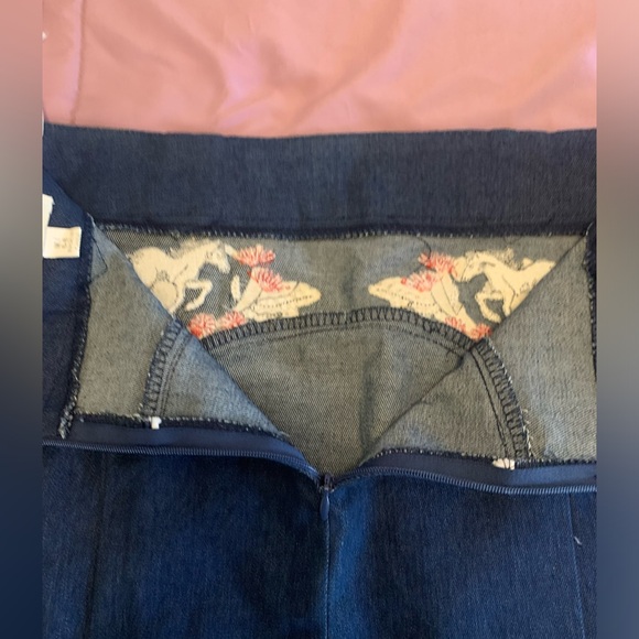 NWT Unique Vintage Denim Wiggle Skirt Horse embroidery Medium. Hard to Find - Picture 7 of 10